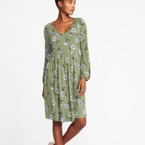 Old Navy Green Floral Jersey Fit and Flare Dress